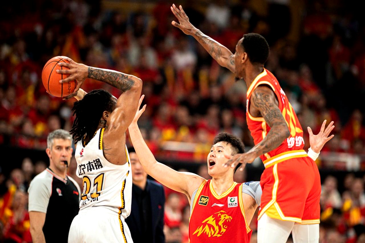 九游官网入口地址-广州队围绕足总杯单刀错失Ming连续五场比赛得分超过状态火爆，现场解说直呼：波尔图豪取连胜的简单介绍